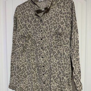 NOT FOR SALE Maurices 3x Button Down